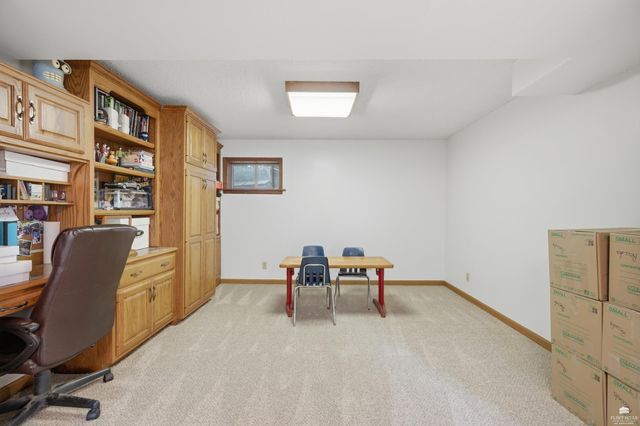 2229 Seaton Avenue, Manhattan, KS 66502