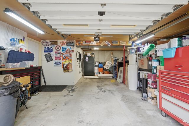 2229 Seaton Avenue, Manhattan, KS 66502
