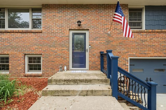 2229 Seaton Avenue, Manhattan, KS 66502