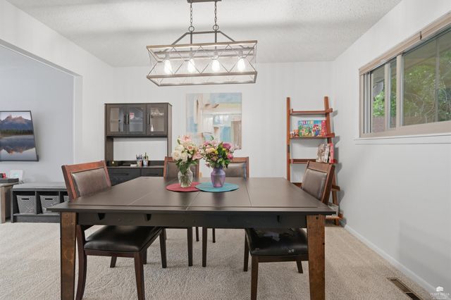 2229 Seaton Avenue, Manhattan, KS 66502