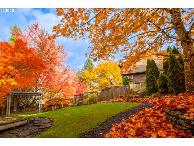 7770 Sw OVIATT Dr, Beaverton, OR 97007