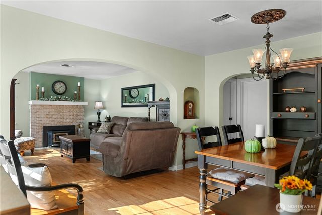 211 S Granite Street, Omak, WA 98841