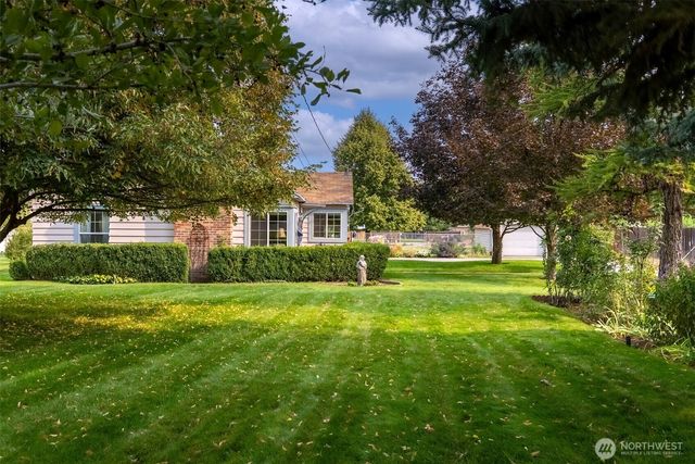 211 S Granite Street, Omak, WA 98841