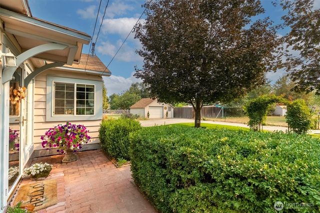 211 S Granite Street, Omak, WA 98841