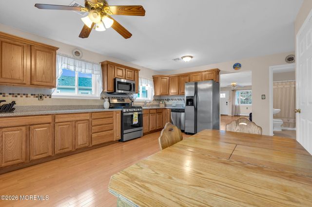 16 San Juan Court, Toms River, NJ 08757
