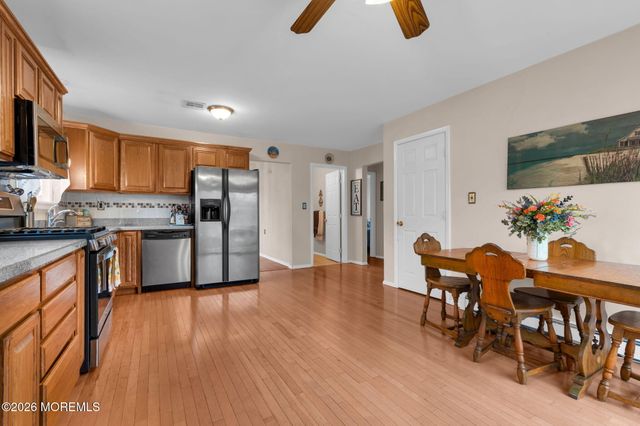 16 San Juan Court, Toms River, NJ 08757