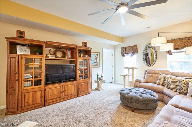 38083 Euclid Avenue 2, Willoughby, OH 44094