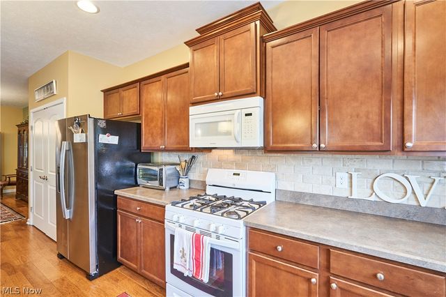 38083 Euclid Avenue 2, Willoughby, OH 44094