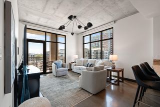 1510 Demonbreun St Apt 711, Nashville, TN 37203