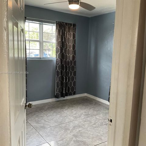 337 Phippen Waiters Rd 1-2, Dania Beach, FL 33004