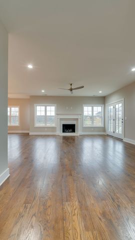 1029 Scenic View Ct, Old Hickory, TN 37138