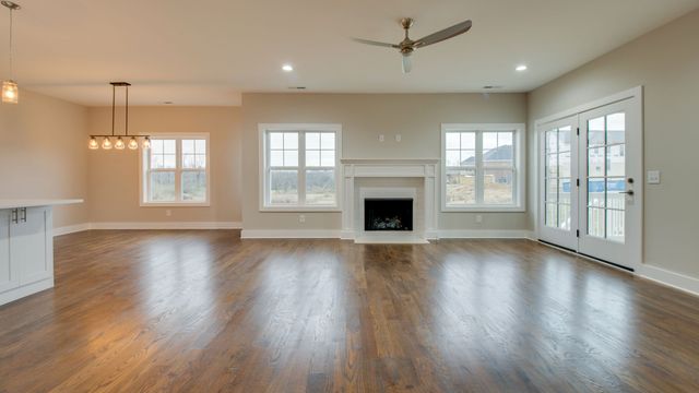 1029 Scenic View Ct, Old Hickory, TN 37138