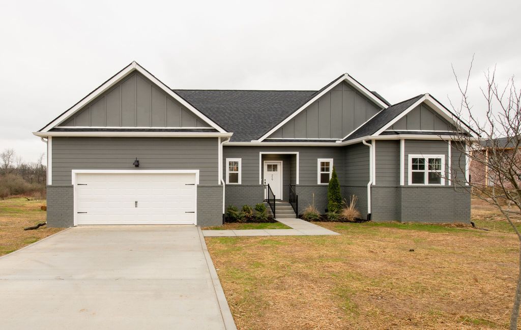 1029 Scenic View Ct, Old Hickory, TN 37138