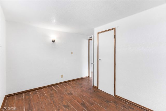 1615 Eastwood Drive, Las Vegas, NV 89104