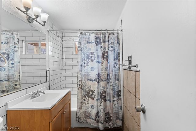 1615 Eastwood Drive, Las Vegas, NV 89104
