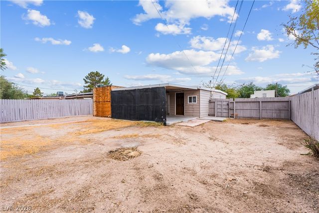 1615 Eastwood Drive, Las Vegas, NV 89104
