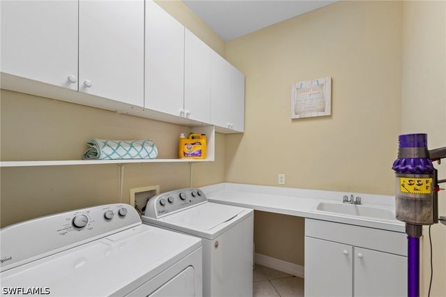 12535 Wildcat Cove CIR, Estero, FL 33928
