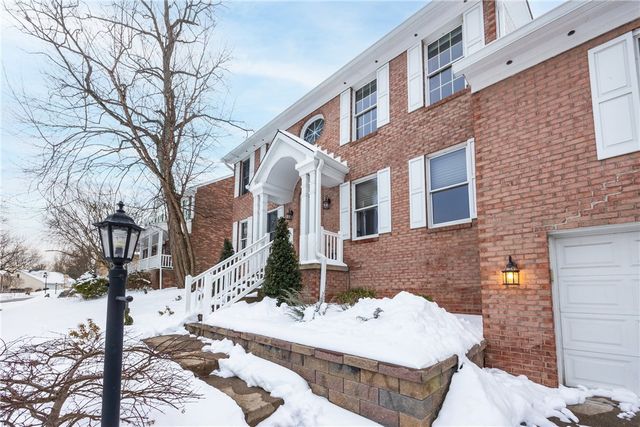 183 Hickory Heights, South Fayette, PA 15017