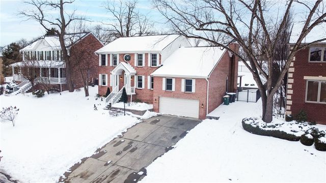 183 Hickory Heights, South Fayette, PA 15017