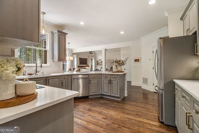 4655 Gilhams Road NE, Roswell, GA 30075