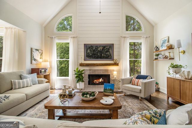 4655 Gilhams Road NE, Roswell, GA 30075