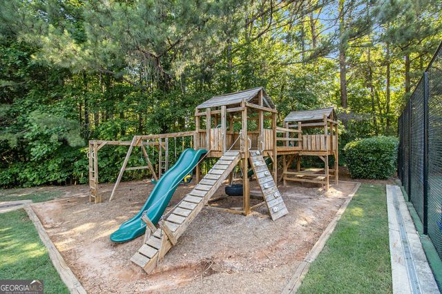 4655 Gilhams Road NE, Roswell, GA 30075