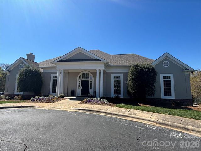 6930 Beverly Springs Drive, Charlotte, NC 28270