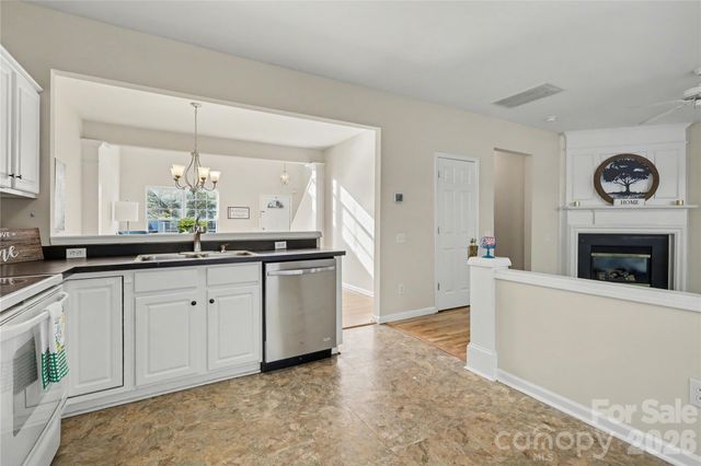 6930 Beverly Springs Drive, Charlotte, NC 28270