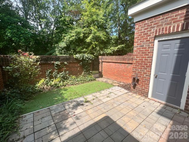 819 Northeast Drive 69, Davidson, NC 28036