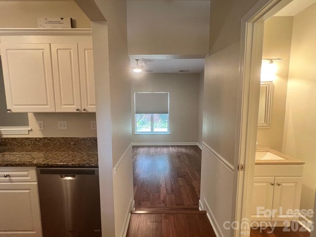 819 Northeast Drive 69, Davidson, NC 28036