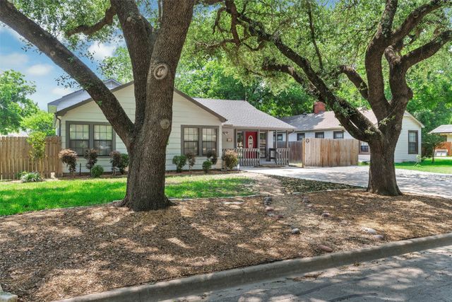 616 Bellevue Drive, Cleburne, TX 76033