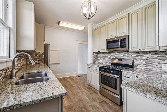 1583 VANCE AVE, Memphis, TN 38104