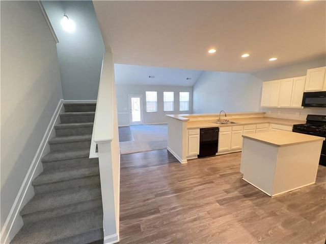 943 Liberty Bell Run, Hoschton, GA 30548