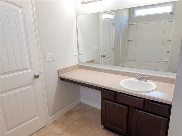 943 Liberty Bell Run, Hoschton, GA 30548