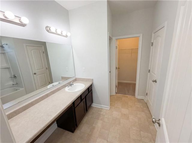 943 Liberty Bell Run, Hoschton, GA 30548