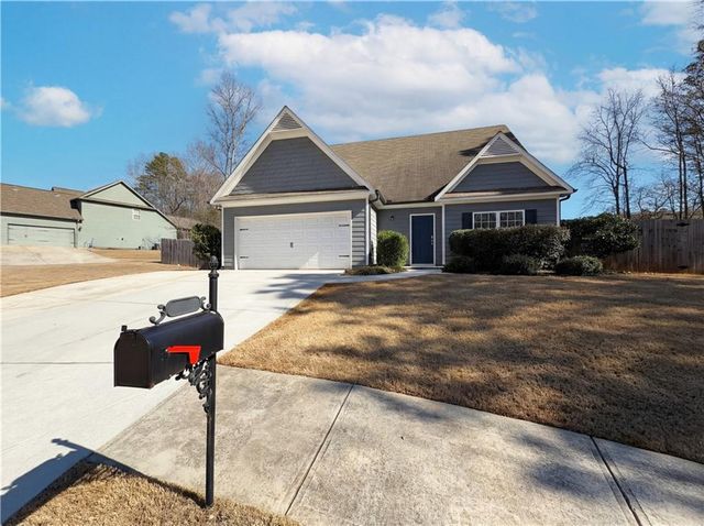 943 Liberty Bell Run, Hoschton, GA 30548