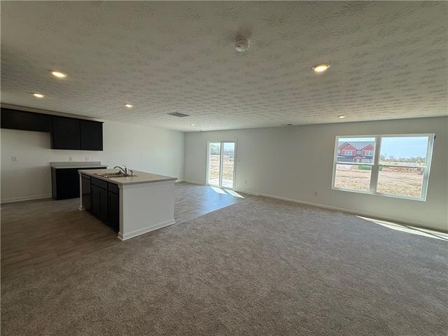 4005 Chakeres Avenue, Springfield, OH 45505