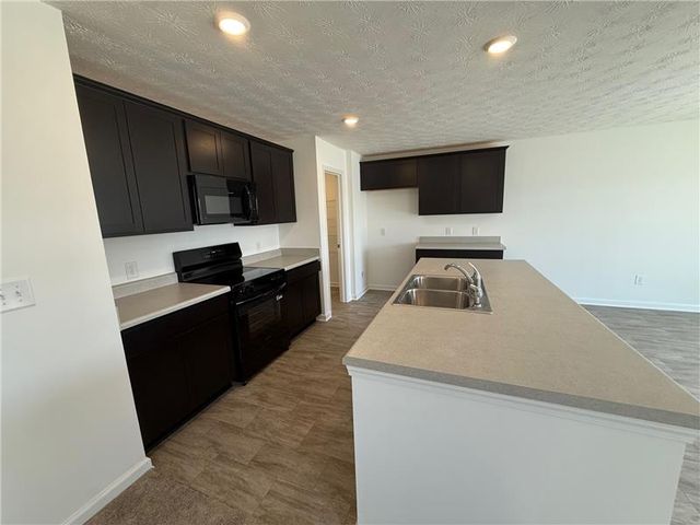 4005 Chakeres Avenue, Springfield, OH 45505