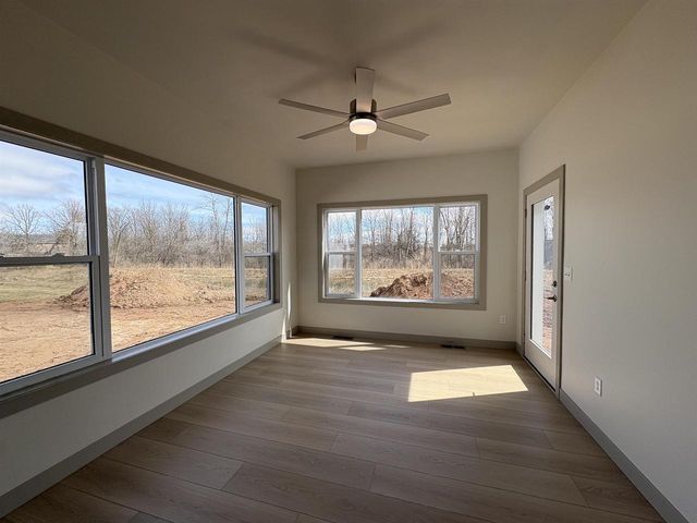 3141 LAZY OAK COURT, Green Bay, WI 54311