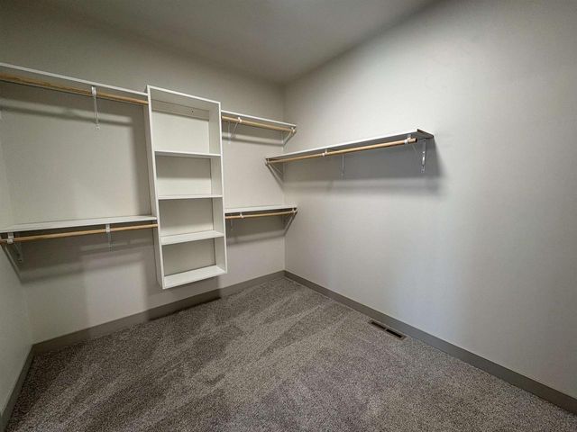 3141 LAZY OAK COURT, Green Bay, WI 54311