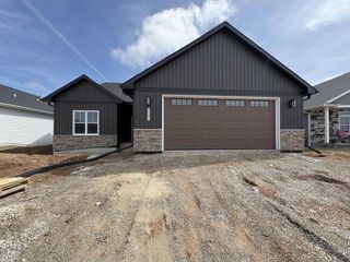 3141 LAZY OAK COURT, Green Bay, WI 54311