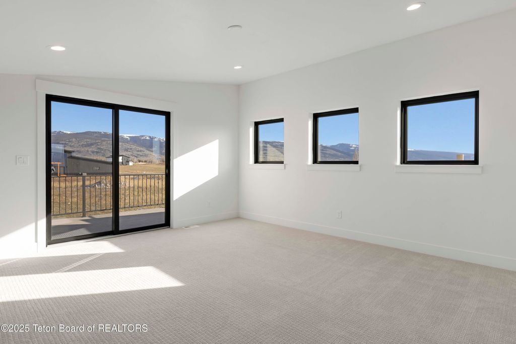 1169 PRAIRIE DOG Way, Driggs, ID 83422 photo 18