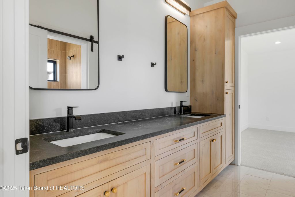 1169 PRAIRIE DOG Way, Driggs, ID 83422 photo 22