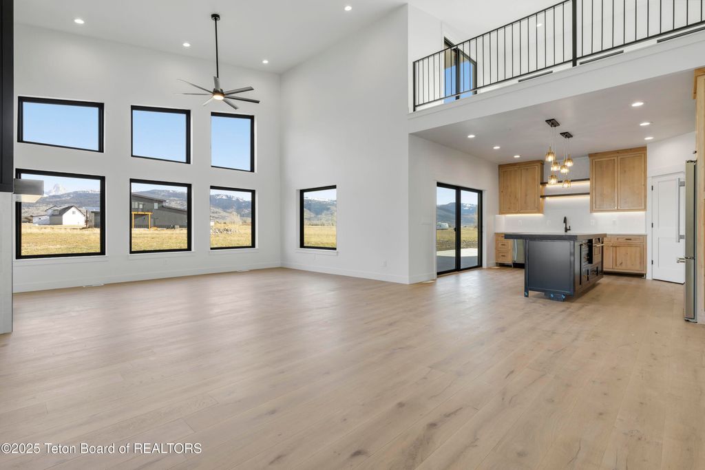 1169 PRAIRIE DOG Way, Driggs, ID 83422 photo 4