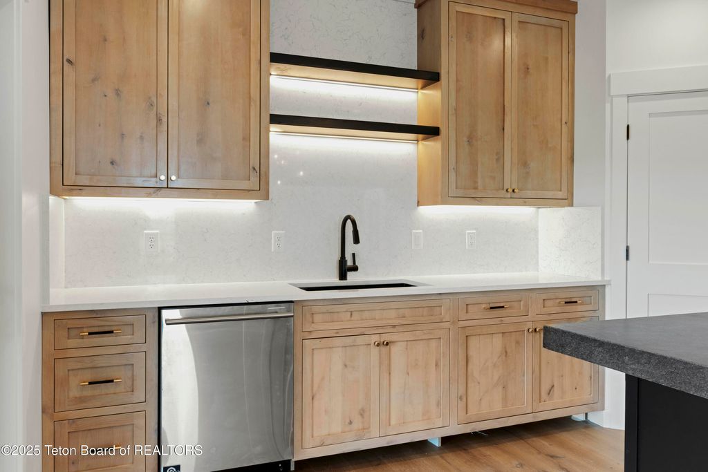 1169 PRAIRIE DOG Way, Driggs, ID 83422 photo 8