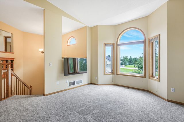 19823 Tiger Street NW, Elk River, MN 55330