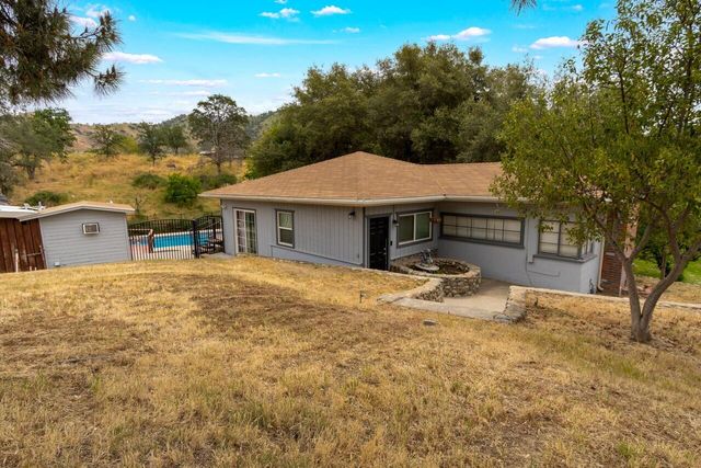 35228 Lenard Road, Springville, CA 93265