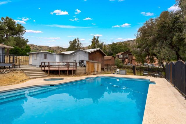 35228 Lenard Road, Springville, CA 93265