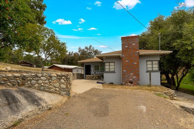 35228 Lenard Road, Springville, CA 93265