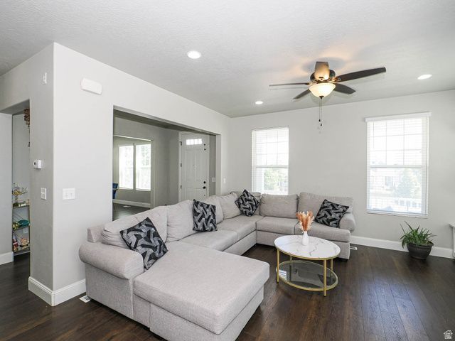 11576 S WILLOW WALK DR, South Jordan, UT 84009